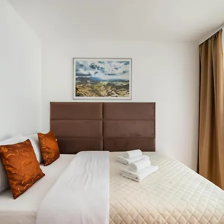 Metro Rondo Onz 2-bedroom By Bookinghost Lejlighed *