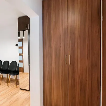 Metro Rondo Onz 2-bedroom 公寓 *