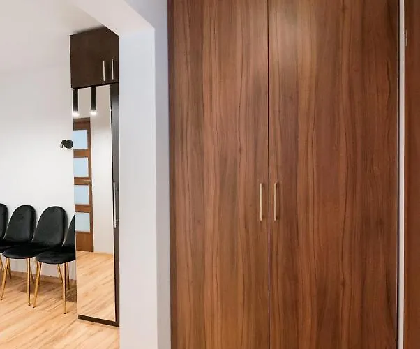 Metro Rondo Onz 2-bedroom By Bookinghost Apartman *